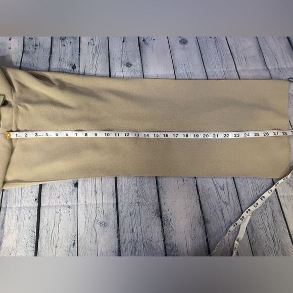 AnnTaylor 2 Piece Classic Minimalist Business Casual Tan Suit Blazer 6 Pants 10P - Picture 12 of 12